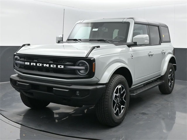 new 2024 Ford Bronco car, priced at $51,750