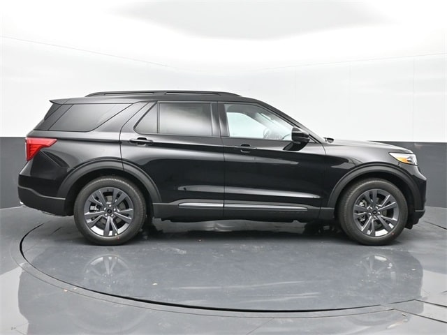 new 2024 Ford Explorer car, priced at $40,780