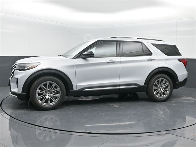 new 2025 Ford Explorer car, priced at $50,345