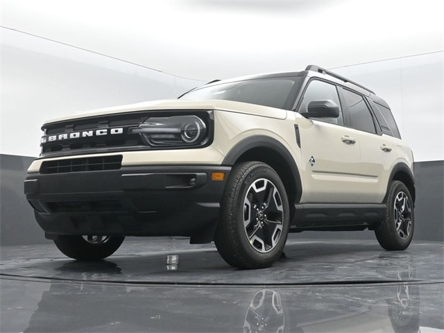 new 2024 Ford Bronco Sport car, priced at $32,325