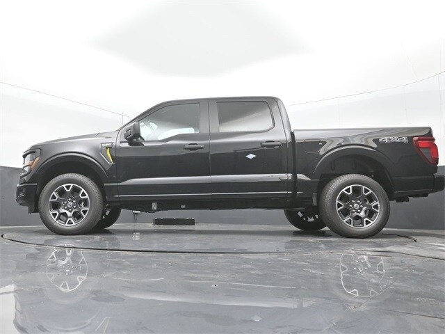 new 2024 Ford F-150 car, priced at $52,239