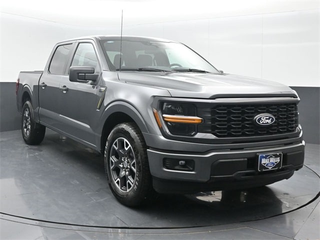new 2025 Ford F-150 car, priced at $43,083