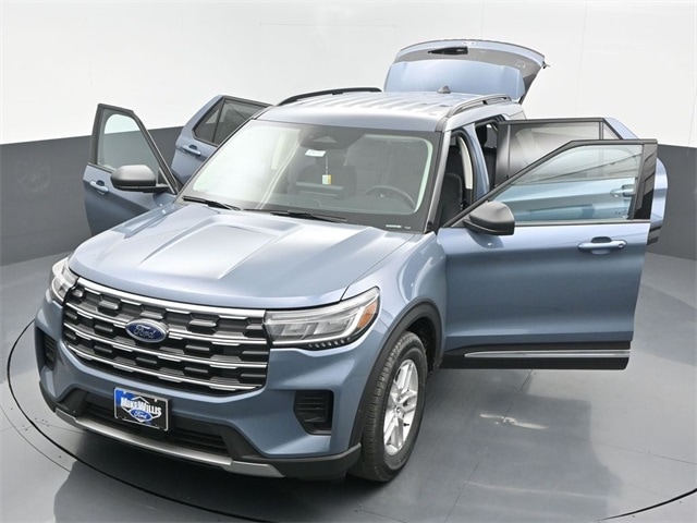 new 2025 Ford Explorer car, priced at $39,945