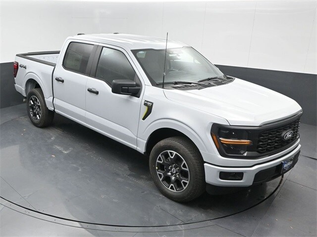 new 2025 Ford F-150 car, priced at $52,130