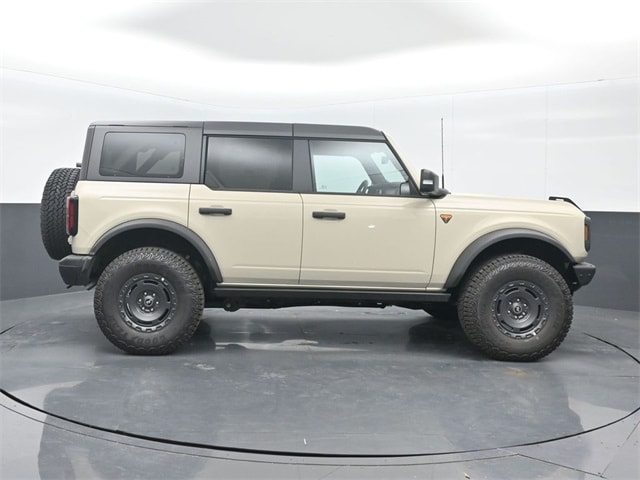 new 2025 Ford Bronco car, priced at $66,960