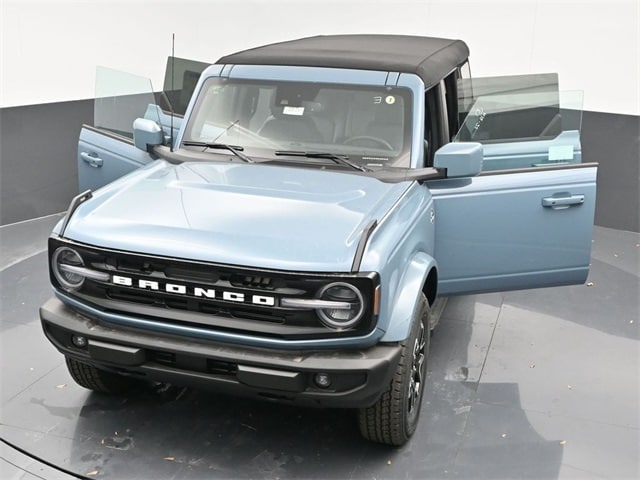 used 2023 Ford Bronco car, priced at $43,254