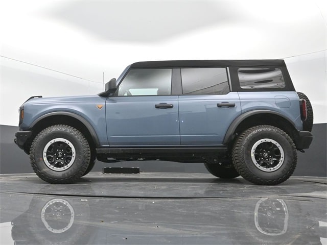 new 2024 Ford Bronco car, priced at $57,305