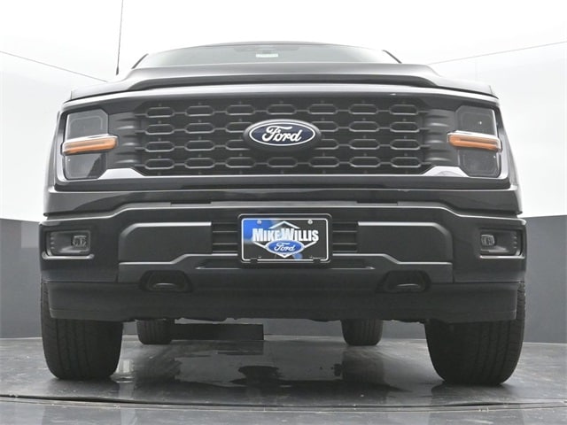 new 2024 Ford F-150 car, priced at $52,239