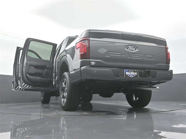new 2025 Ford F-150 car, priced at $46,722
