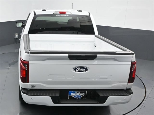 new 2024 Ford F-150 car, priced at $47,372