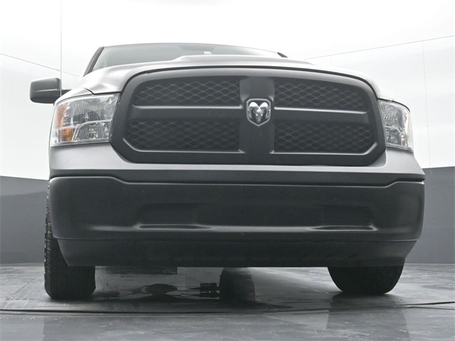 used 2019 Ram 1500 Classic car, priced at $18,554