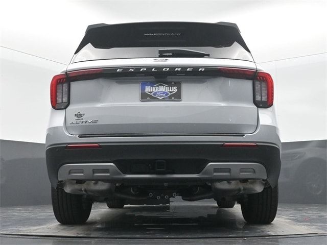 new 2025 Ford Explorer car, priced at $41,620