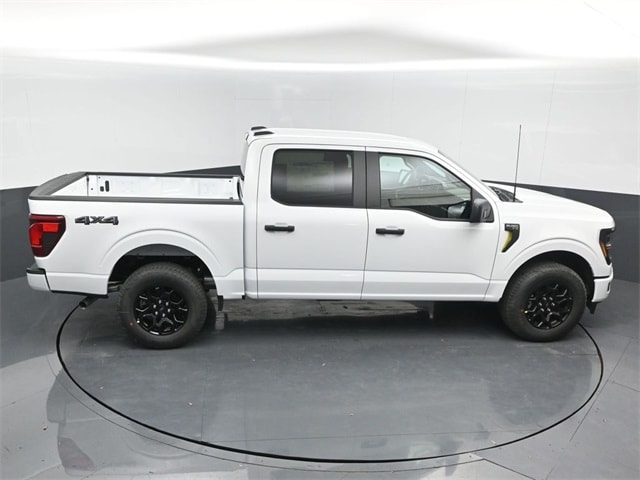 new 2025 Ford F-150 car, priced at $45,694