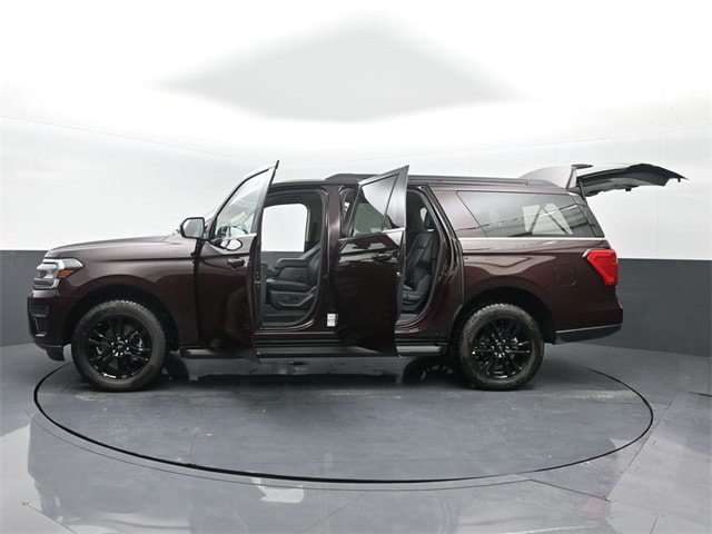 new 2024 Ford Expedition car, priced at $57,975