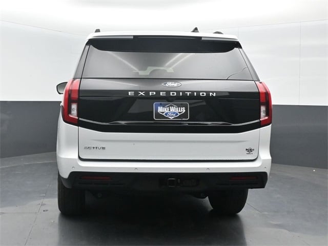 new 2025 Ford Expedition car, priced at $63,995