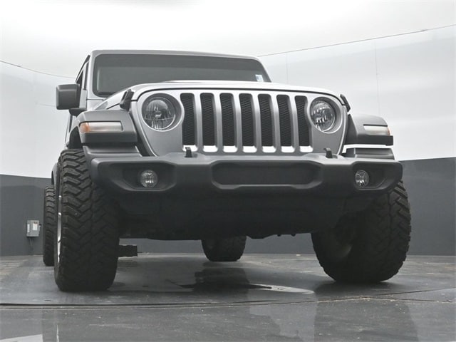used 2020 Jeep Wrangler car, priced at $25,112
