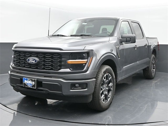 new 2024 Ford F-150 car, priced at $43,027