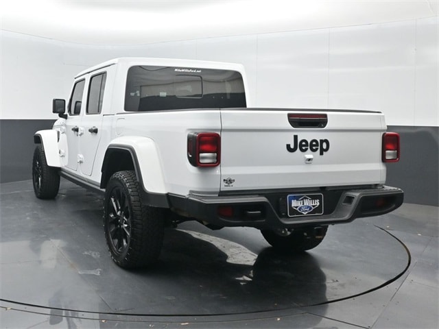 used 2024 Jeep Gladiator car, priced at $37,988