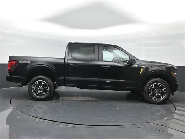 new 2024 Ford F-150 car, priced at $52,524