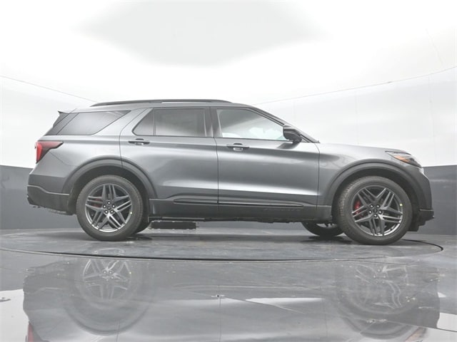 new 2025 Ford Explorer car, priced at $54,365