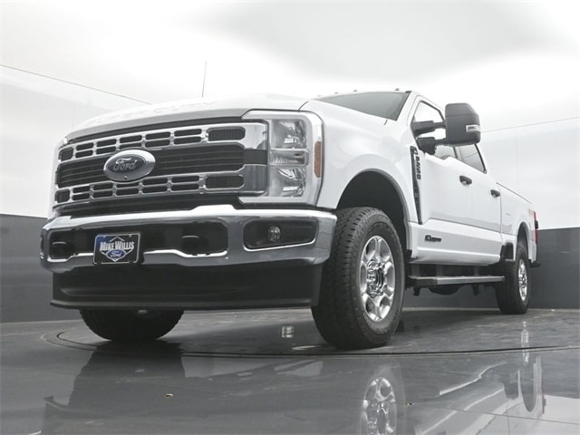 new 2025 Ford Super Duty car, priced at $71,940