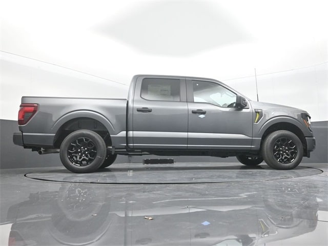 new 2025 Ford F-150 car, priced at $41,751