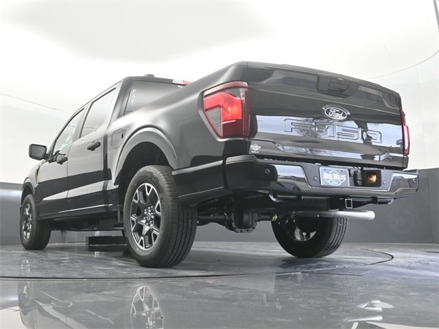 new 2025 Ford F-150 car, priced at $44,333