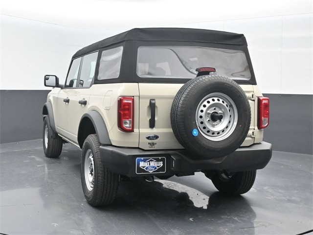 new 2025 Ford Bronco car, priced at $41,280