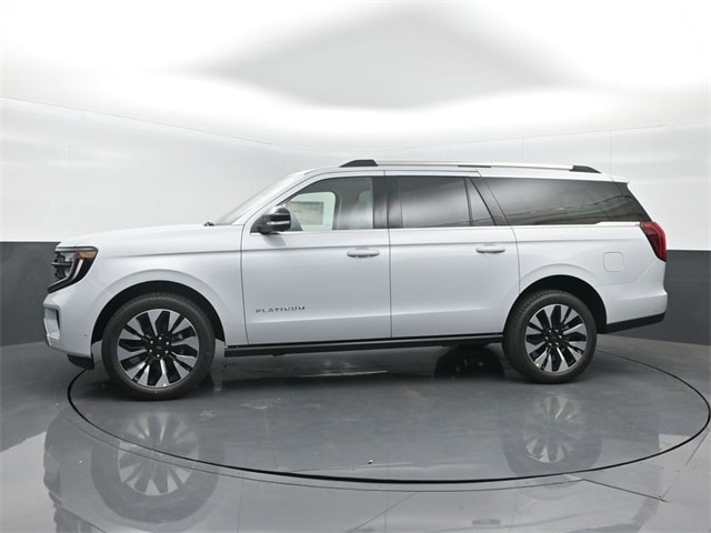 new 2025 Ford Expedition car, priced at $82,435