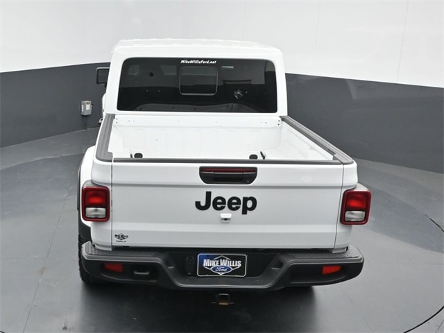 used 2024 Jeep Gladiator car, priced at $37,988