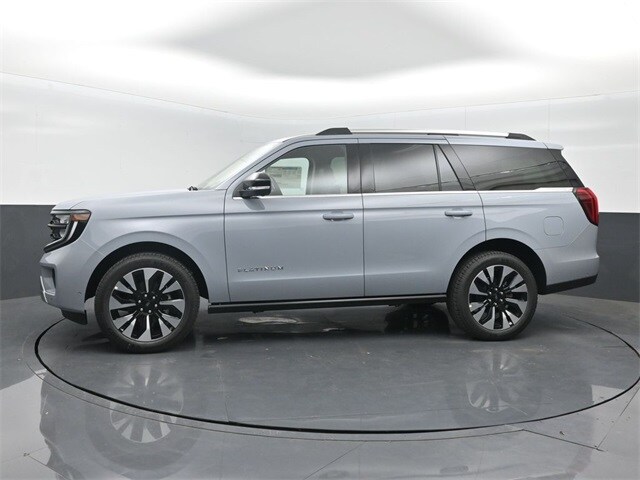 new 2025 Ford Expedition car, priced at $80,430