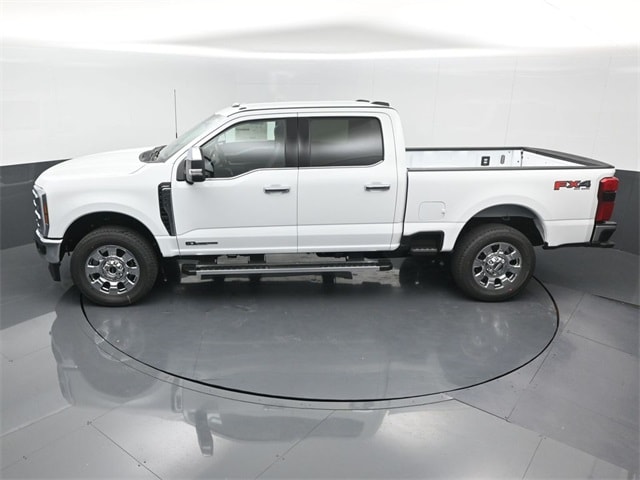 new 2025 Ford Super Duty car, priced at $75,570