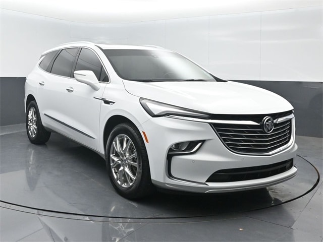 used 2024 Buick Enclave car, priced at $43,282