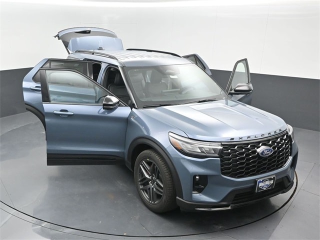 new 2025 Ford Explorer car, priced at $45,075