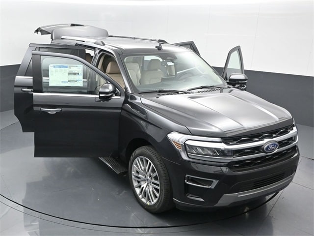 new 2024 Ford Expedition car, priced at $71,400