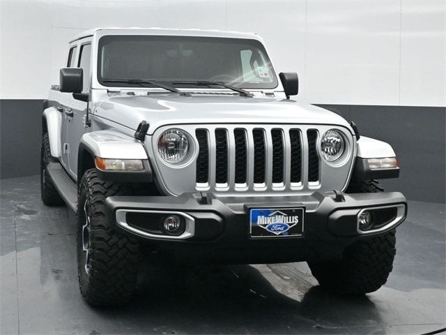 used 2023 Jeep Gladiator car, priced at $35,958