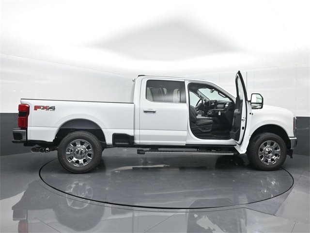 new 2025 Ford Super Duty car, priced at $75,570