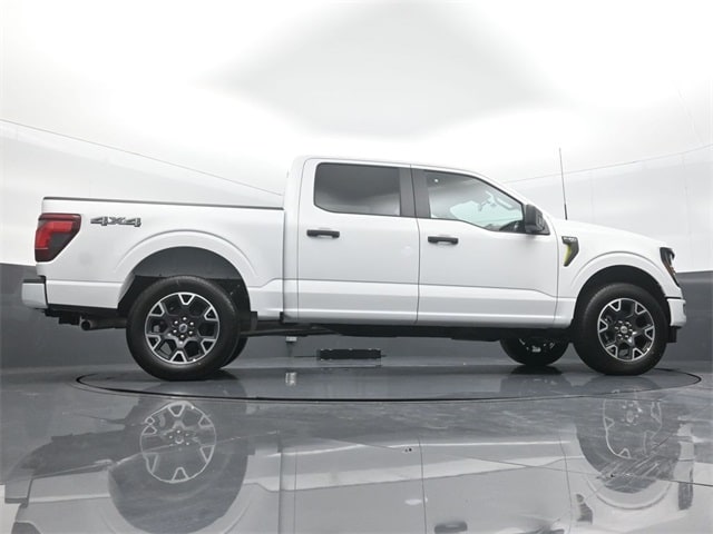 new 2024 Ford F-150 car, priced at $47,372