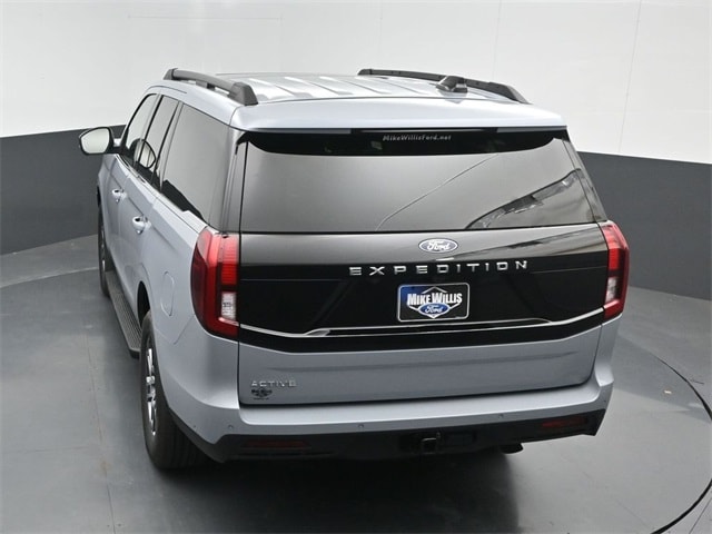 new 2025 Ford Expedition car, priced at $69,205