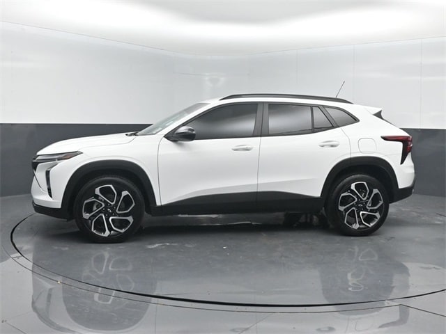 used 2025 Chevrolet Trax car, priced at $24,182