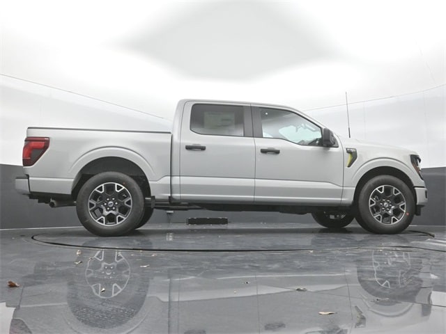 new 2024 Ford F-150 car, priced at $47,045