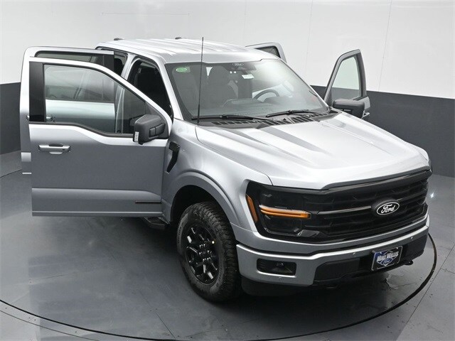 new 2025 Ford F-150 car, priced at $58,353