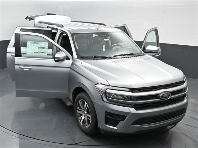 new 2024 Ford Expedition car, priced at $61,125