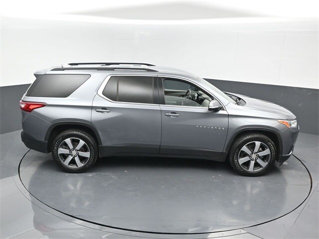 used 2020 Chevrolet Traverse car, priced at $23,582