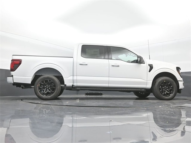 new 2024 Ford F-150 car, priced at $45,805