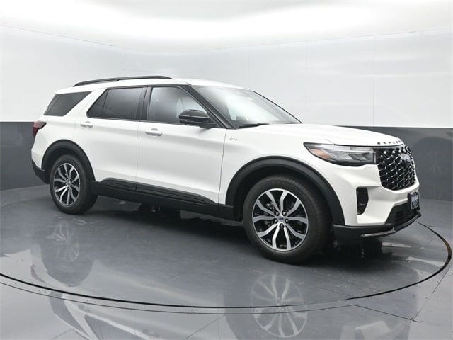 new 2025 Ford Explorer car, priced at $42,885
