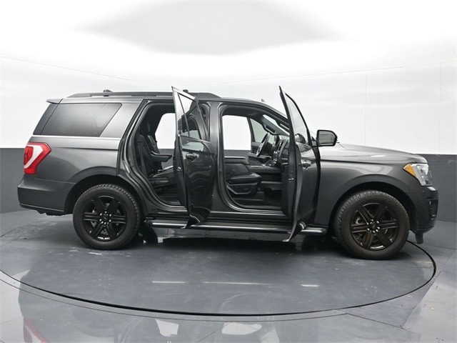 used 2020 Ford Expedition car, priced at $27,986