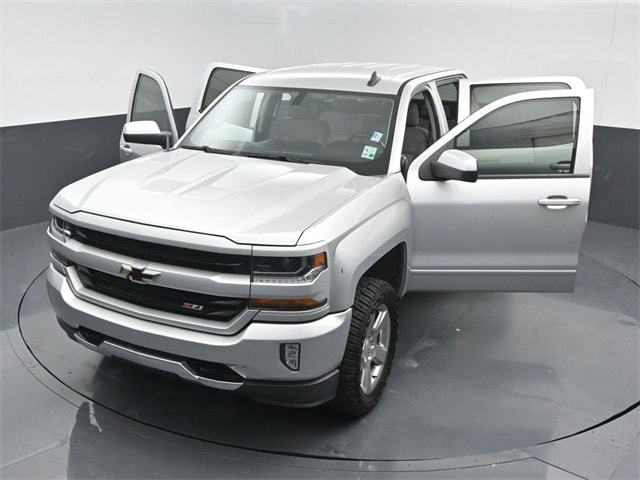 used 2018 Chevrolet Silverado 1500 car, priced at $27,369