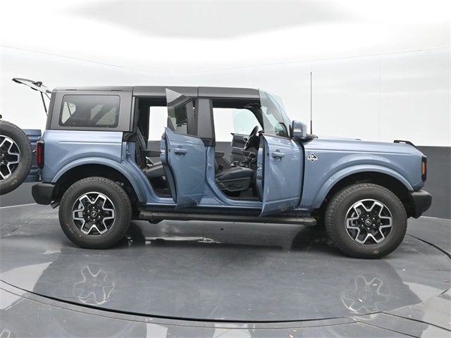 new 2024 Ford Bronco car, priced at $51,955