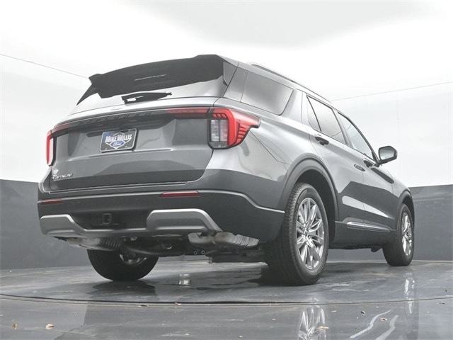 new 2025 Ford Explorer car, priced at $50,195